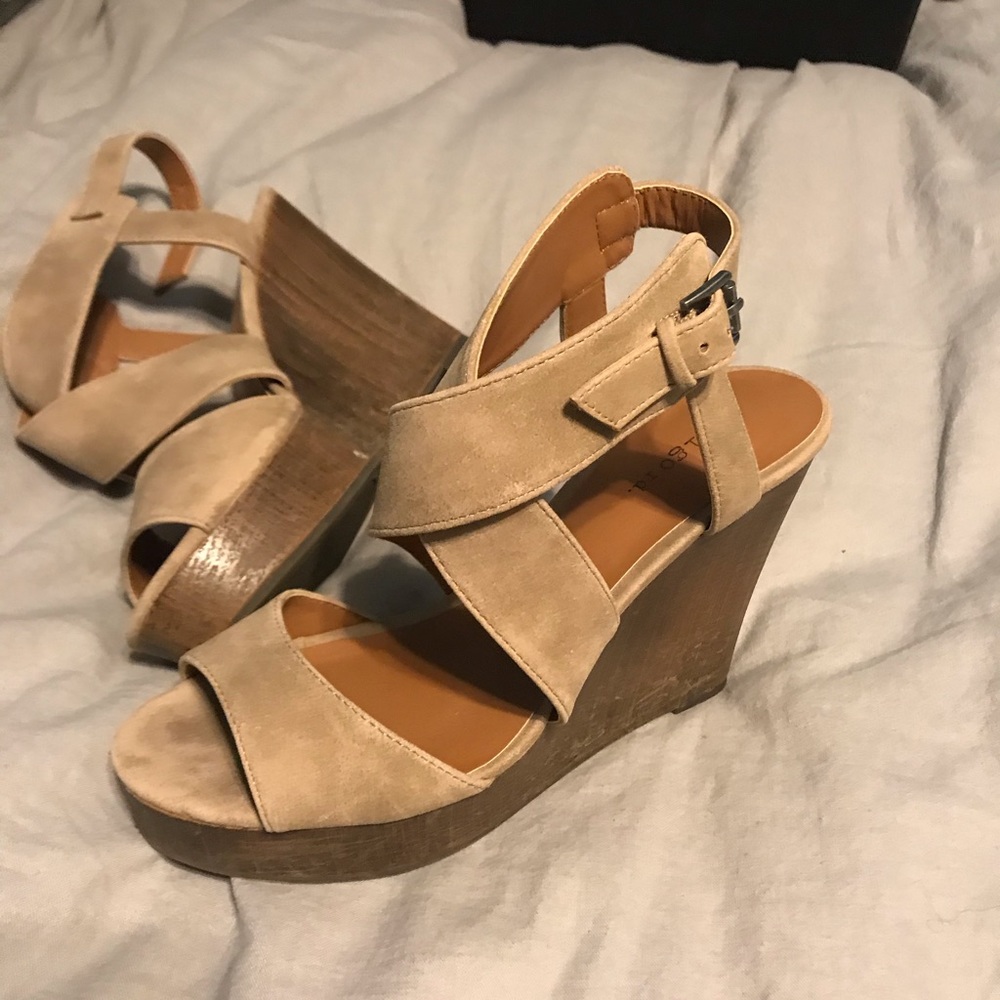 Indigo rd wedges size 7